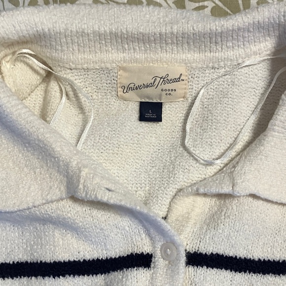 Universal Thread Cream Knit Sweater with Navy Label - Picture 8 of 8
